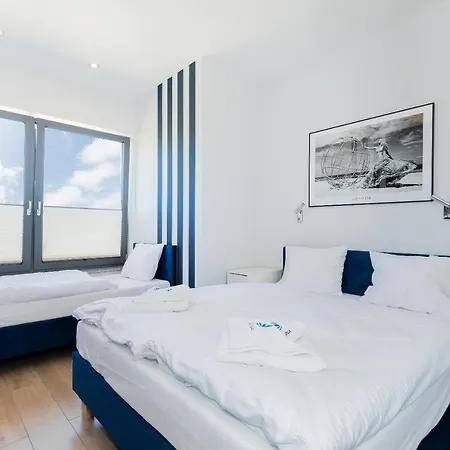 Holiday House Zefir By Renters Prestige