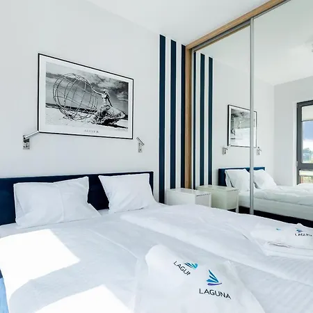 Holiday House Zefir By Renters Prestige